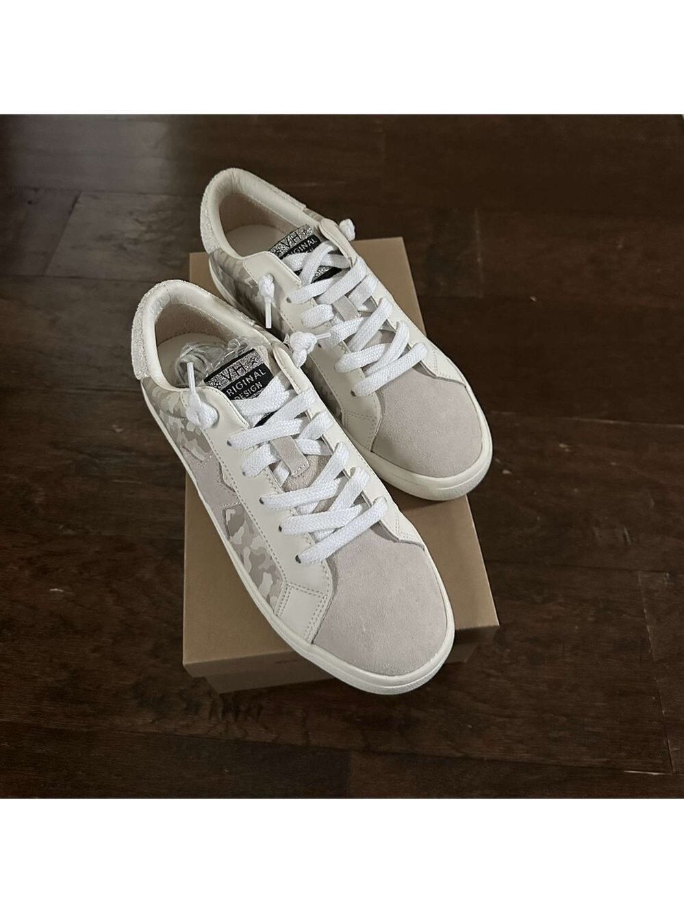 Vintage Havana Camo Star Sneakers Gray White
Size 8 NIB - Picture 9 of 14